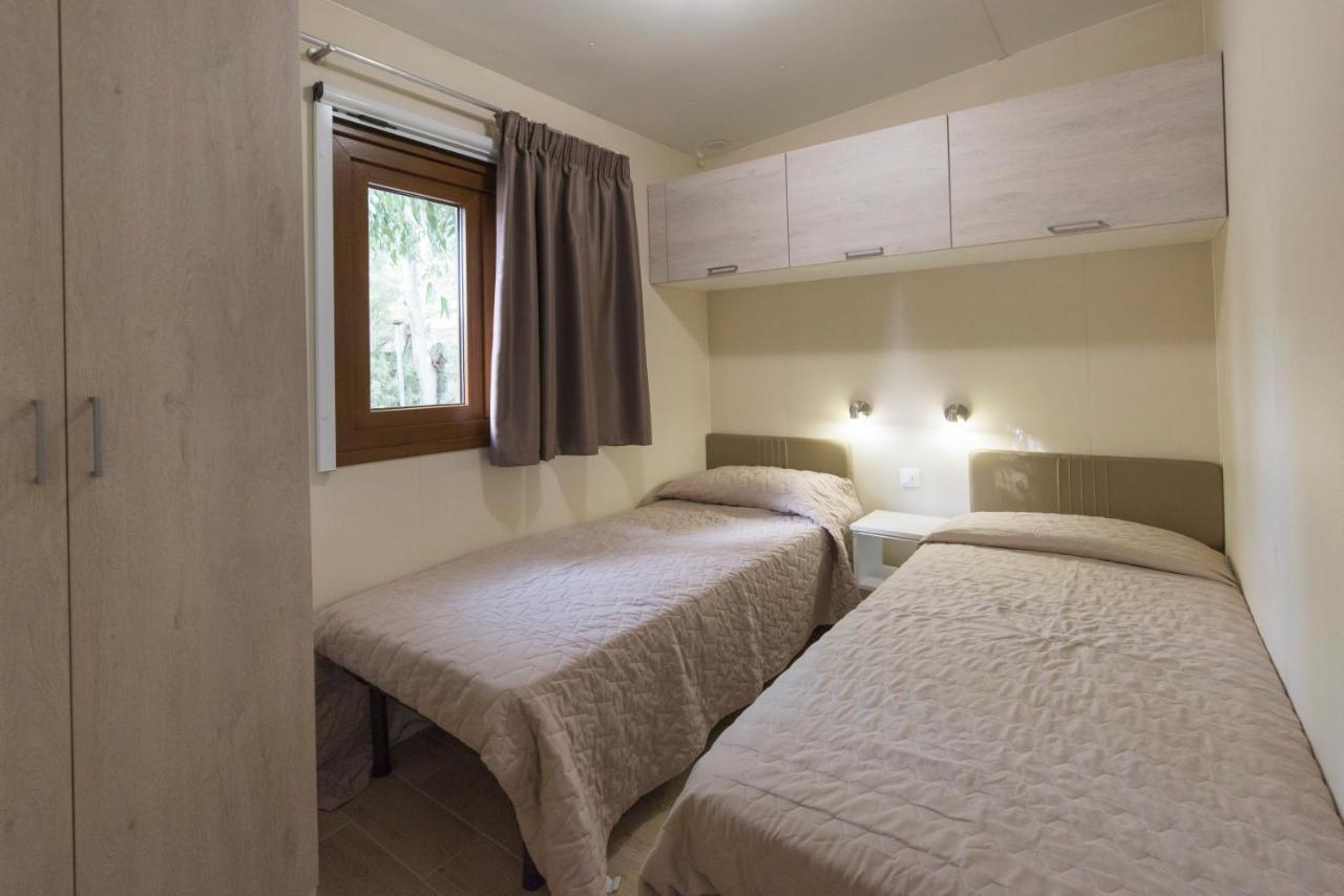 מרינה די ביבונה Camping Arcobaleno מראה חיצוני תמונה