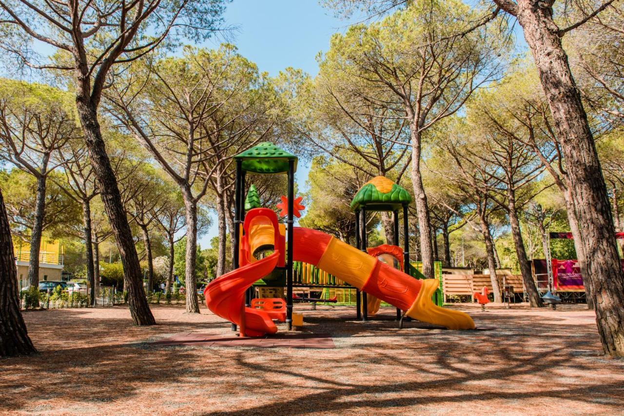 מרינה די ביבונה Camping Arcobaleno מראה חיצוני תמונה