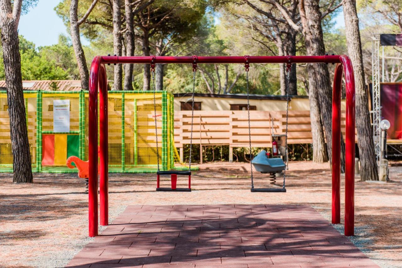 מרינה די ביבונה Camping Arcobaleno מראה חיצוני תמונה